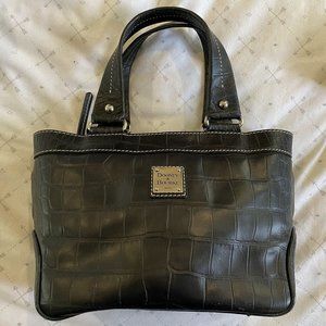 Dooney & Bourke Mini East/West Mini purse, excellent condition, black